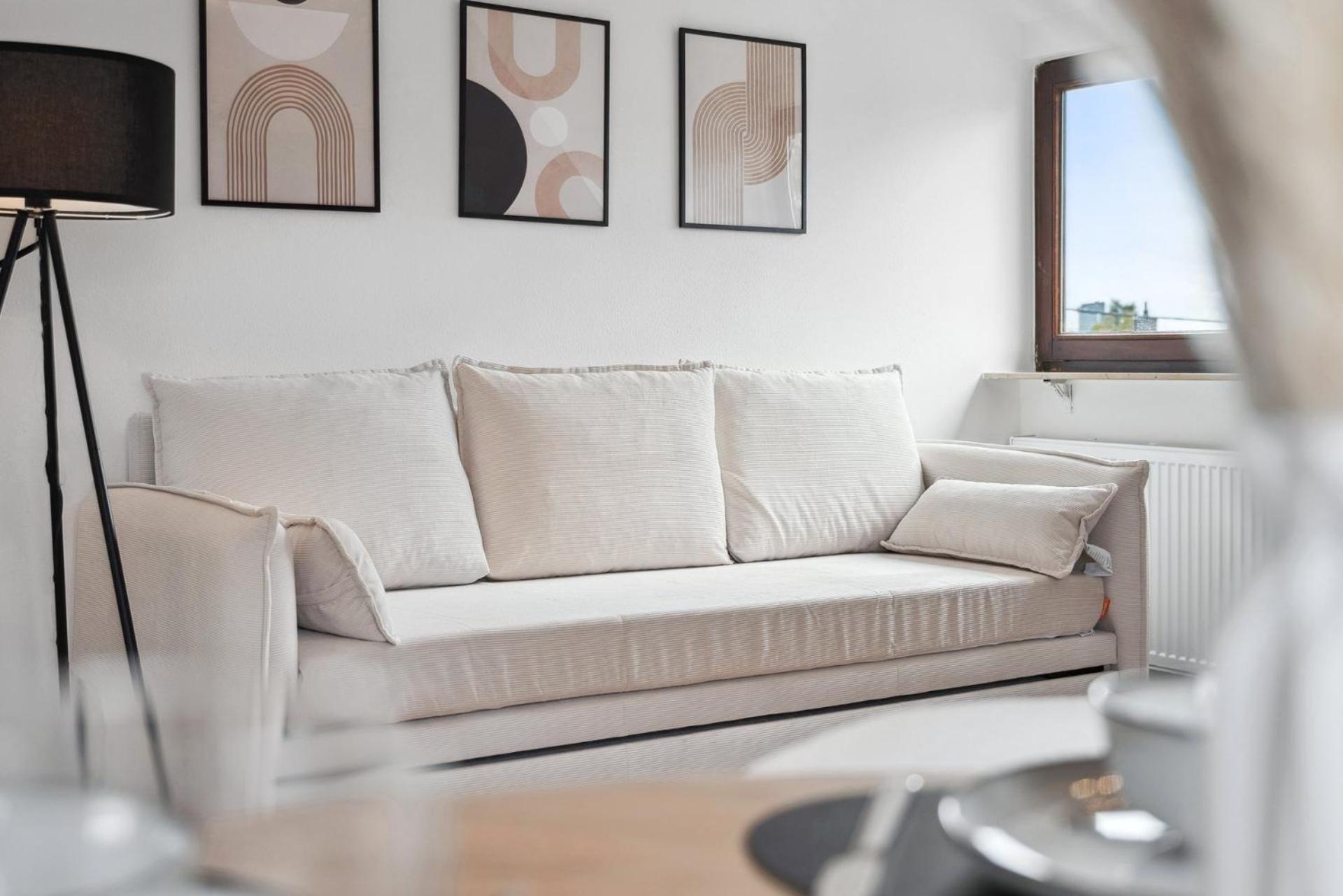 Malu Rooms - Top Lage, Kostenloser Parkplatz, Klima, Netflix, 24H Checkin Ludwigsburg Kültér fotó
